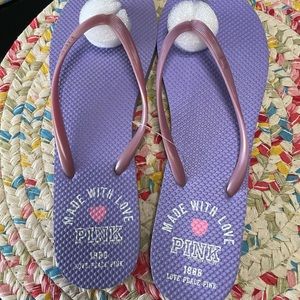Victoria’s Secret Pink flip flops brand new size 9